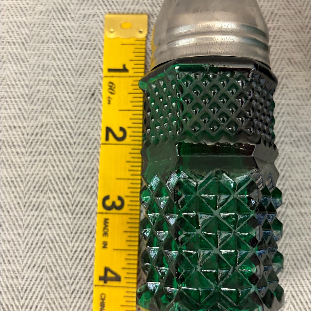 Vintage Green Glass Salt and Pepper Shakers - Picture 6 of 6